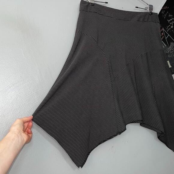 Vintage Y2K Asymmetrical Size 11 12 Black White Pinstripe Skirt Witchy Gothic - Picture 2 of 10